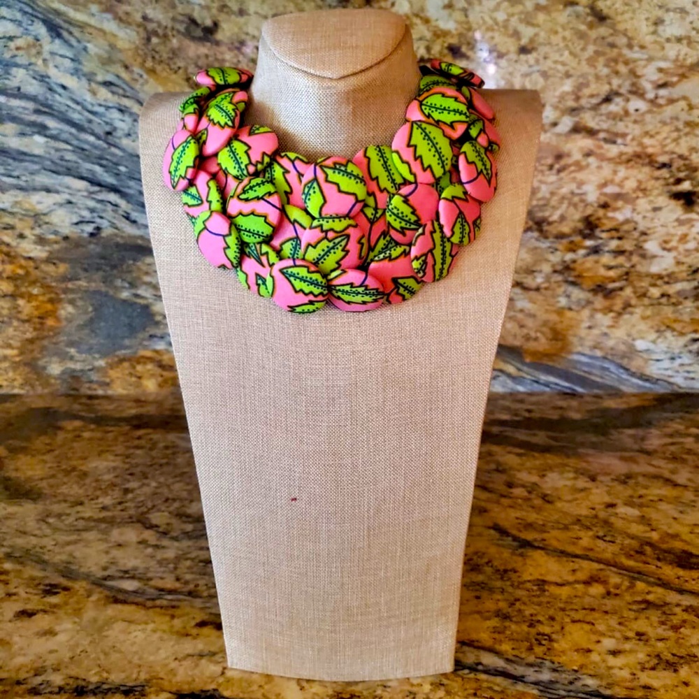 Neckpiece